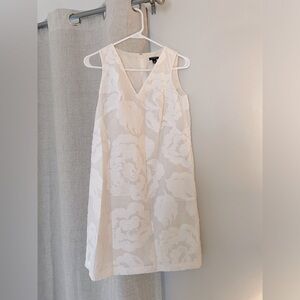 Ann Taylor Floral Shift Dress - 0P